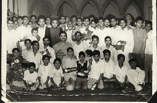 Students and teachers of the college